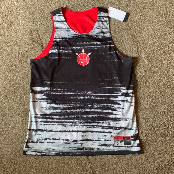 Nike Standard Issue Men Mesh Reversible Basketball Jersey Medium DV9606-010 NWT - Picture 1 of 4